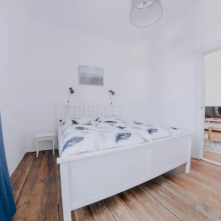 Apartman Zur See, Whg Fregatte *